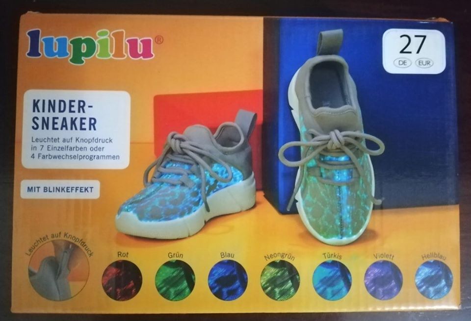 95174550_1081378395572345_4854454148571070464_o LED Lighting Shoes for Baby - Image 1