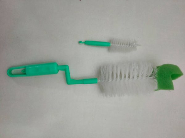 Feeder Cleaning Brushes Big (2Ps) - Image 3
