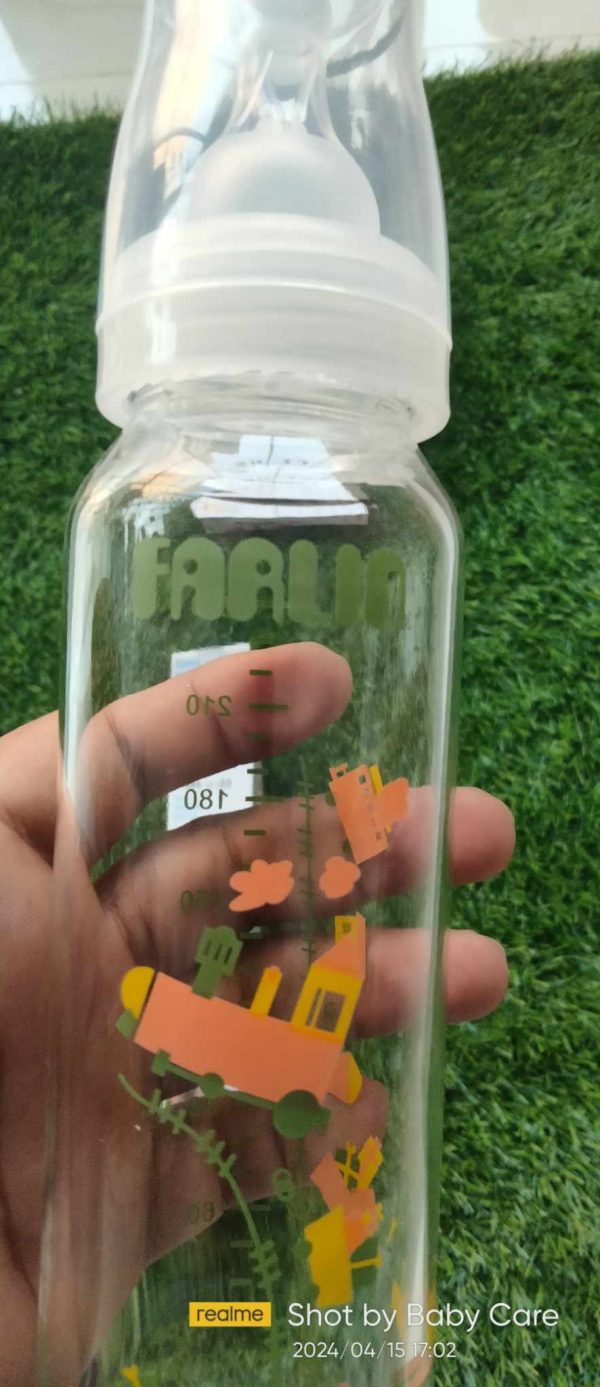 Farlin Glass-33 Natural Feeding Bottle - Image 3