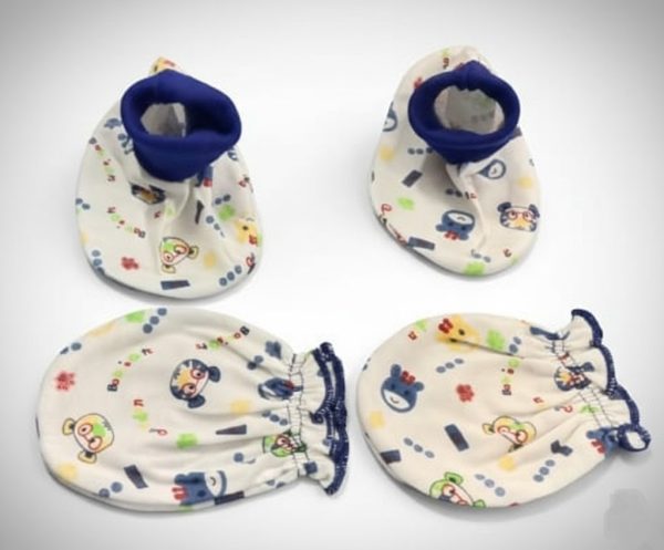 Newborn Baby Gift Mittens and Booties - Image 6