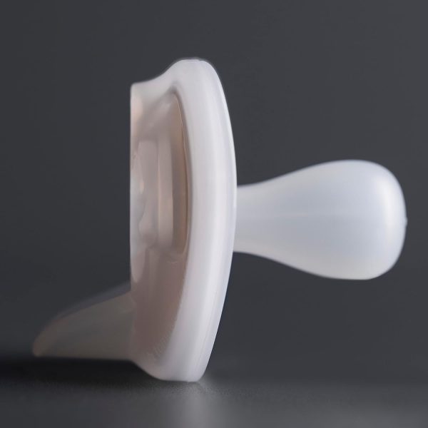 Tommee Tippee Ultra-Light Silicone Soother - Image 2