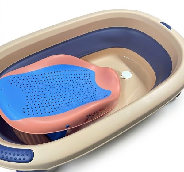 Rovco Multifunctional Folding Baby Bathtub with Bed - Image 4